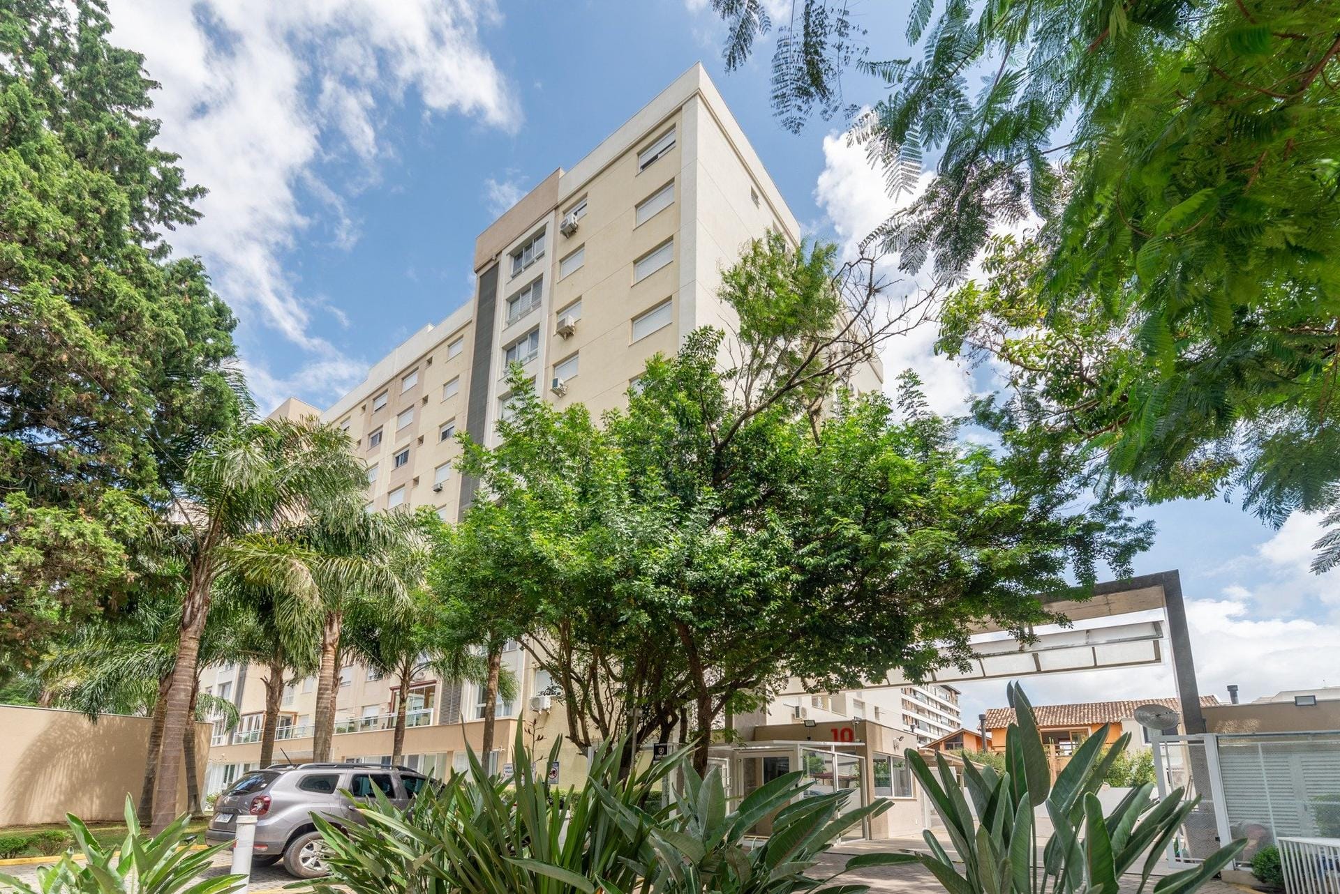 Apartamento à venda com 69m², 2 dormitórios, 1 suíte, 1 vaga no bairro Tristeza em Porto Alegre - Foto 1