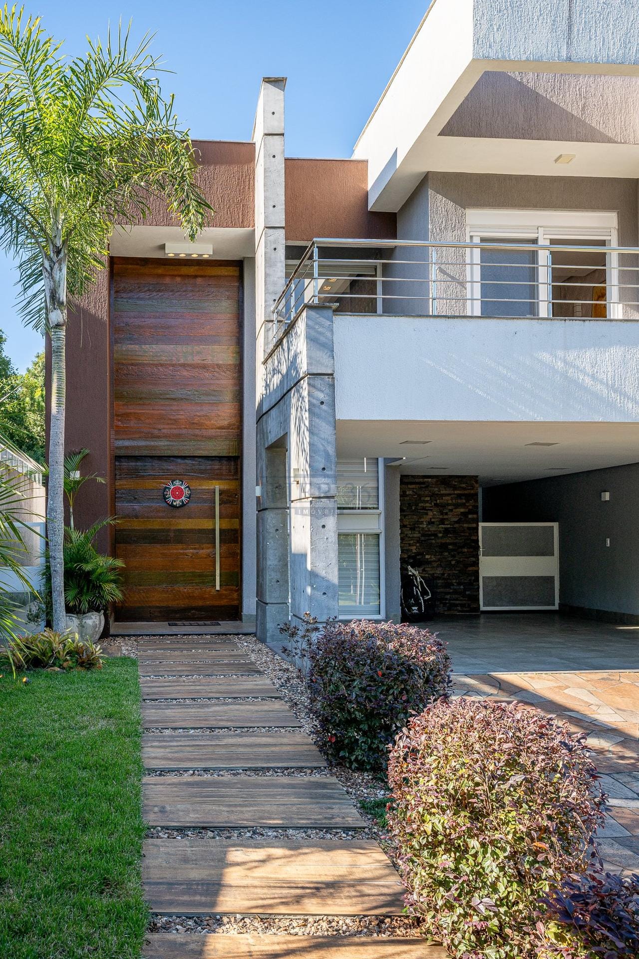 Casa em Condomínio à venda com 280m², 3 dormitórios, 3 suítes, 4 vagas no bairro Hípica em Porto Alegre - Foto 1