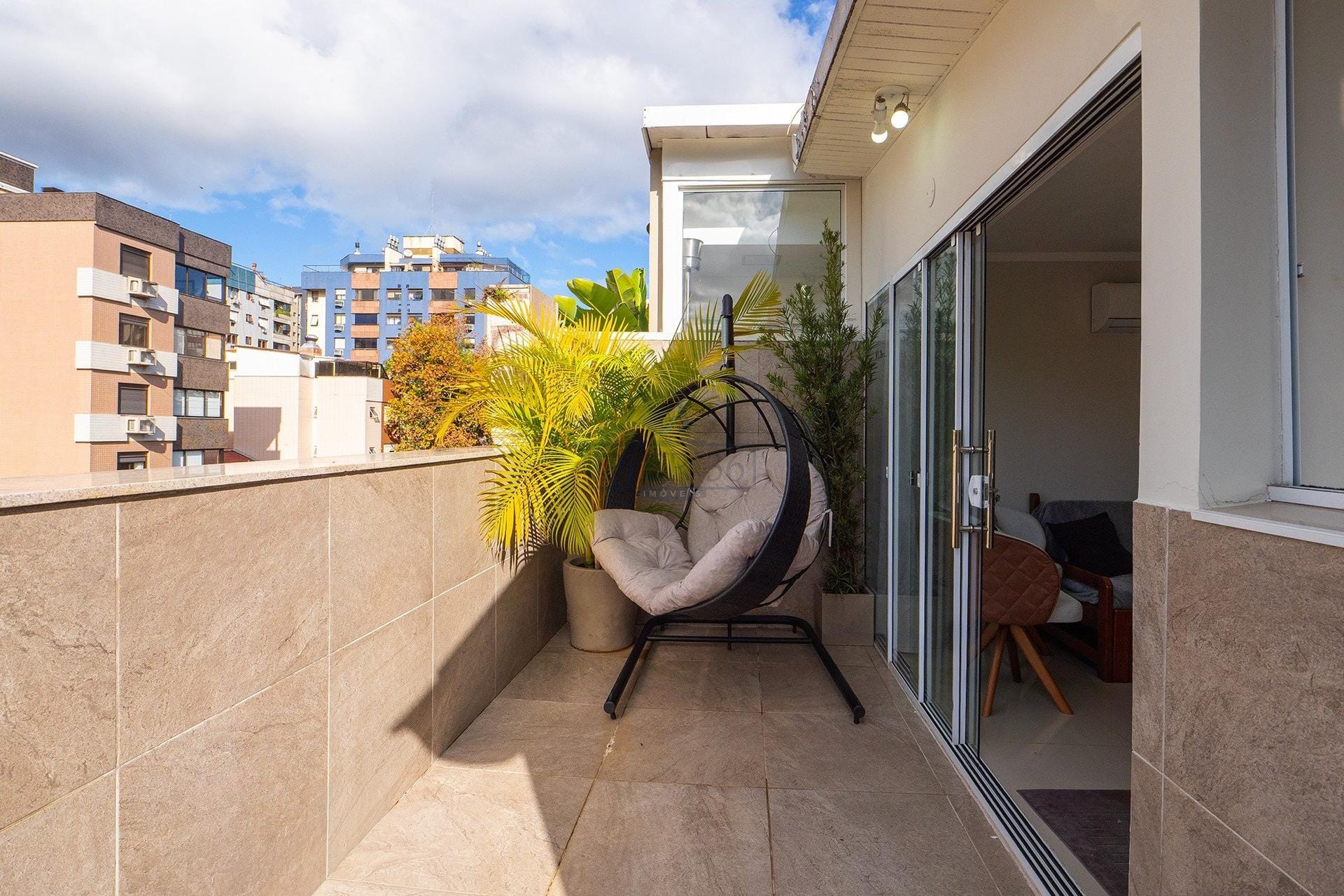 Cobertura à venda com 87m², 2 dormitórios, 1 suíte, 1 vaga no bairro Auxiliadora em Porto Alegre - Foto 1