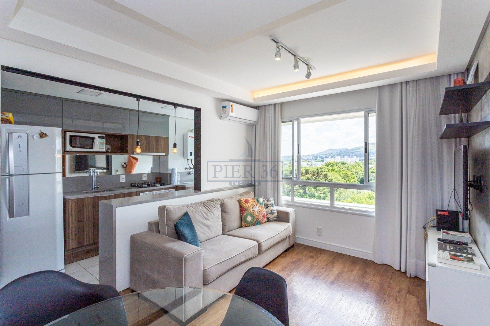 Apartamento à venda com 54m², 2 dormitórios, 1 suíte, 1 vaga no bairro Tristeza em Porto Alegre - Foto 1