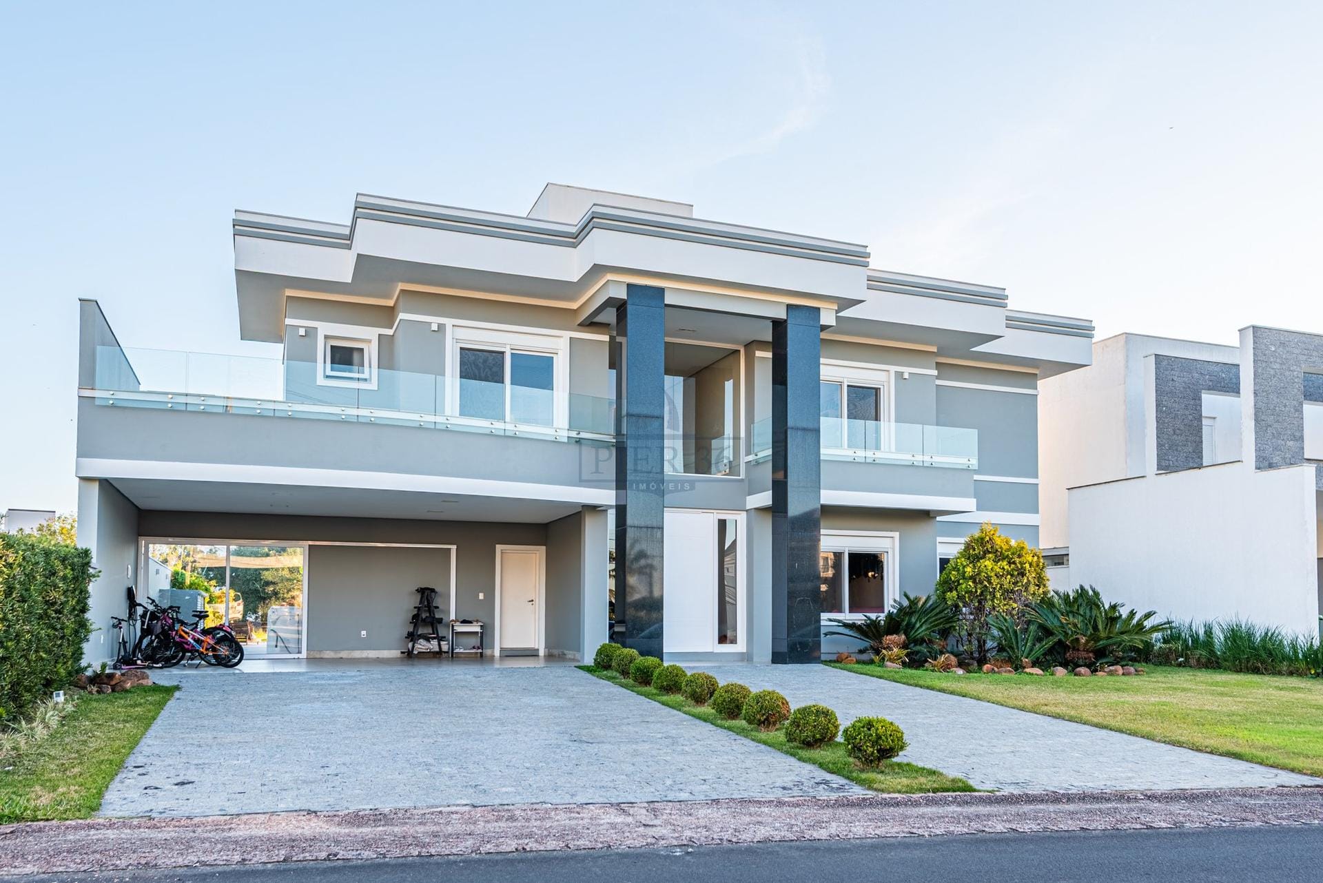 Casa em Condomínio à venda com 400m², 4 dormitórios, 4 suítes, 4 vagas no bairro Terraville em Porto Alegre - Foto 1