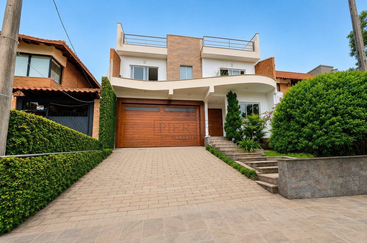 Casa em Condomínio à venda com 273m², 3 dormitórios, 3 suítes, 4 vagas no bairro Espírito Santo em Porto Alegre - Foto 1
