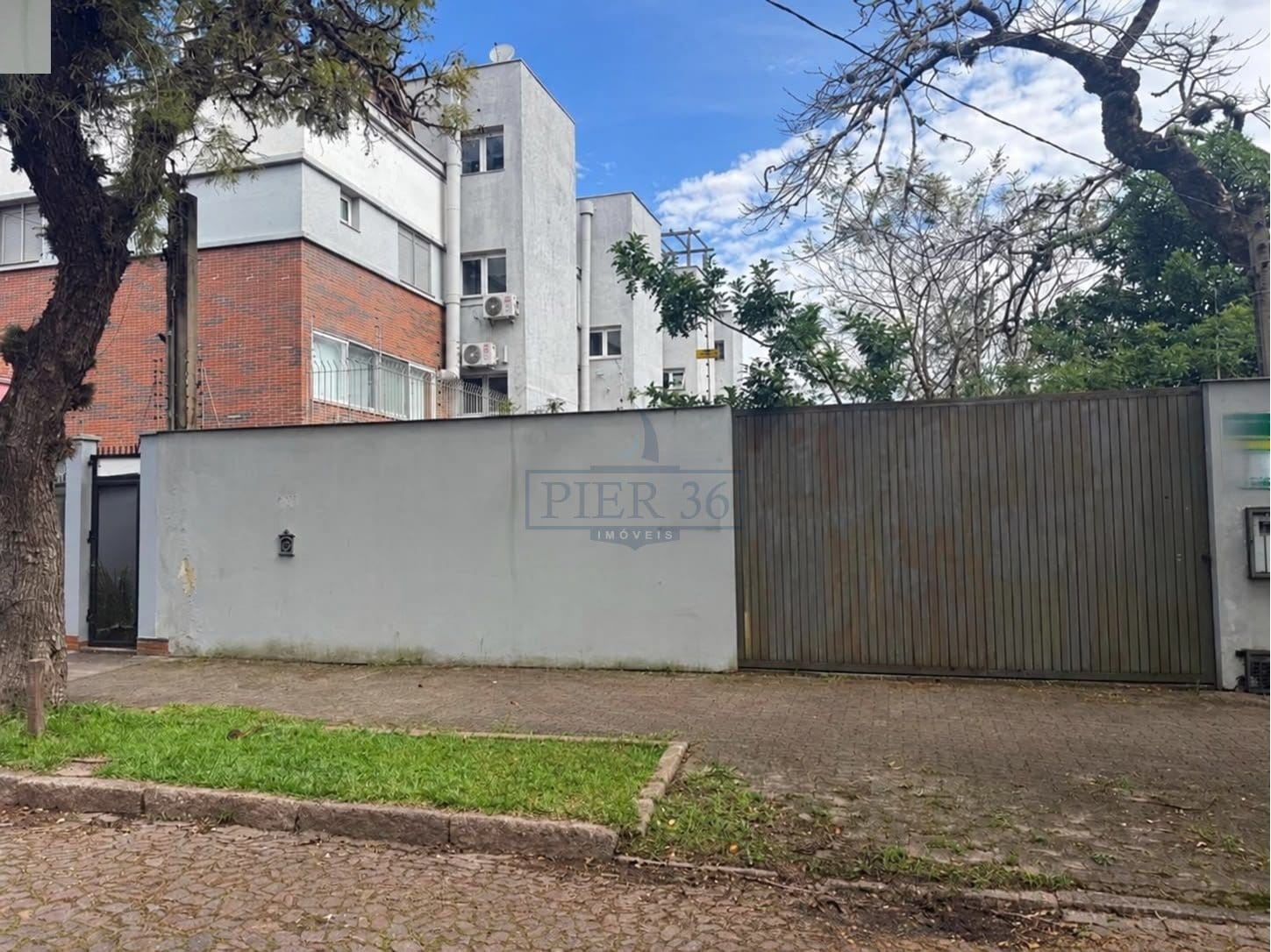 Terreno à venda com 460m² no bairro Vila Assunção em Porto Alegre - Foto 1