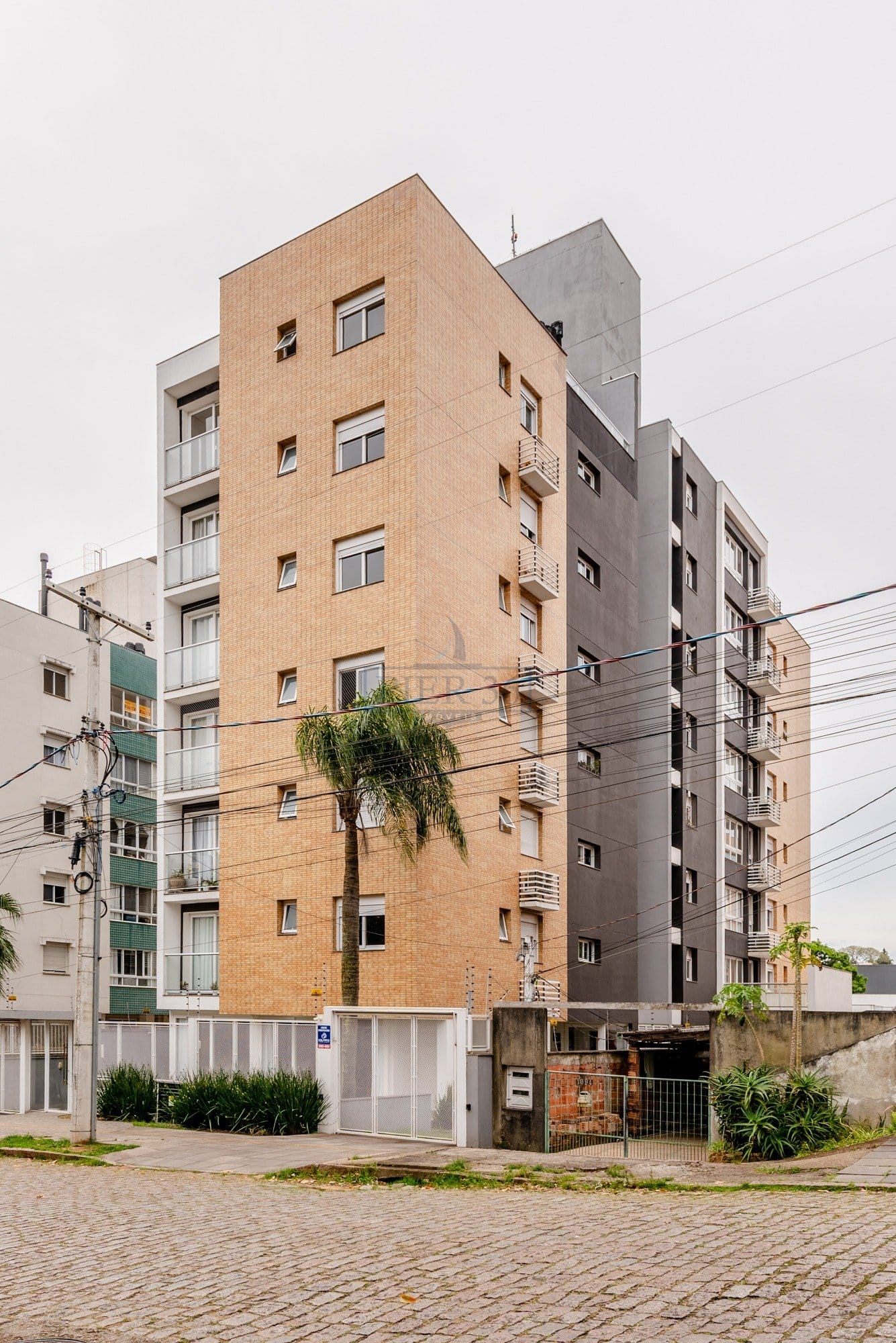 Apartamento à venda com 102m², 2 dormitórios, 2 suítes, 2 vagas no bairro Tristeza em Porto Alegre - Foto 1