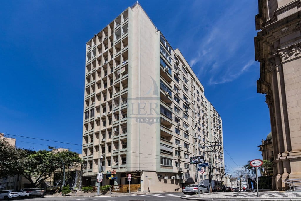 Apartamento à venda com 119m², 3 dormitórios, 1 suíte, 1 vaga no bairro Centro Histórico em Porto Alegre - Foto 1