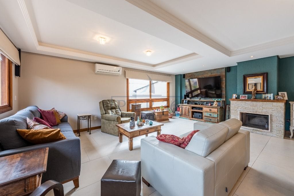 Casa em Condomínio à venda com 219m², 3 dormitórios, 1 suíte, 3 vagas no bairro Tristeza em Porto Alegre - Foto 1