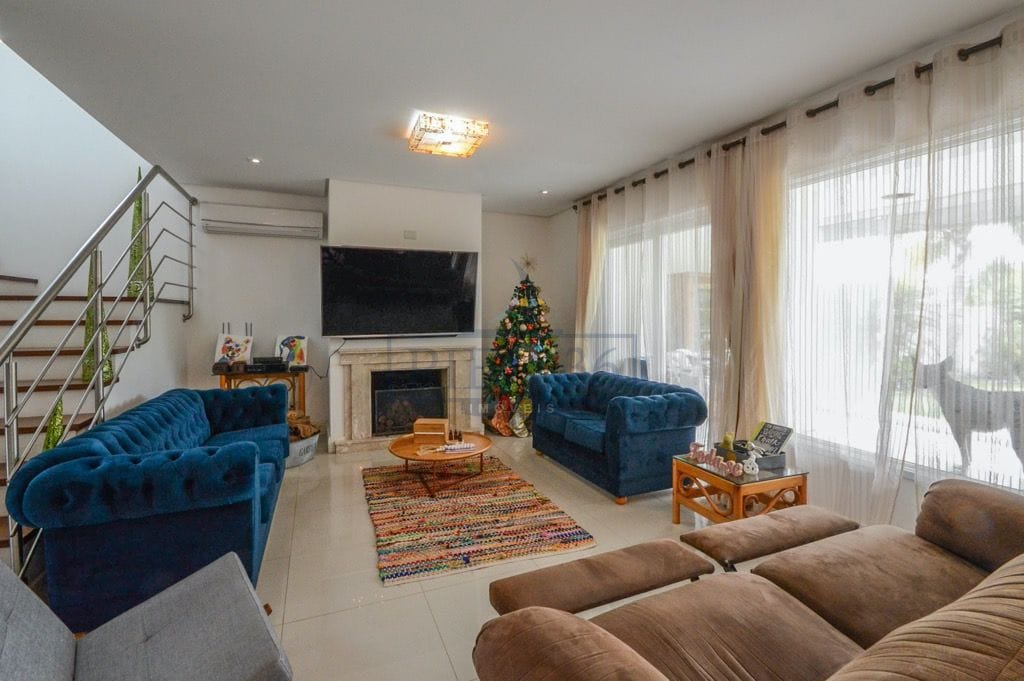 Casa em Condomínio à venda com 333m², 3 dormitórios, 3 suítes, 4 vagas no bairro Terraville em Porto Alegre - Foto 1