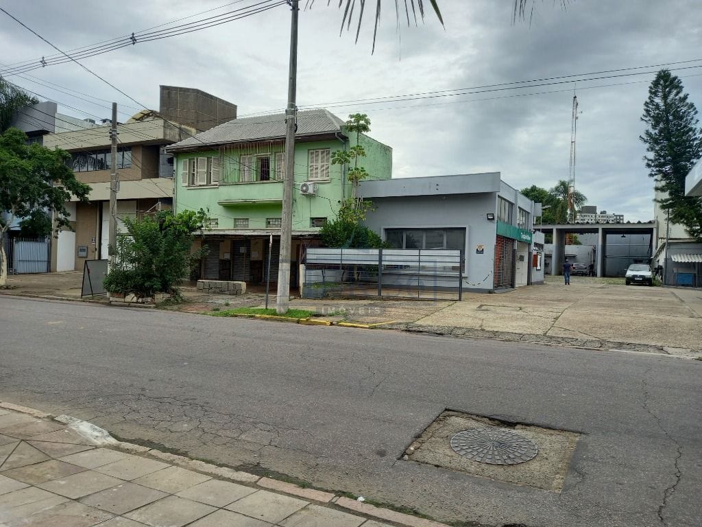 Terreno à venda com 363m² no bairro Navegantes em Porto Alegre - Foto 1