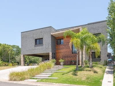 03_Fachada