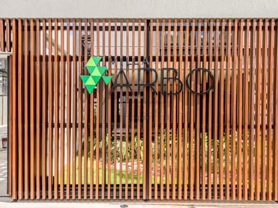 02_Fachada Esc Arbo
