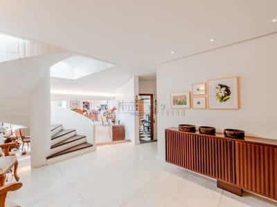 02_Hall