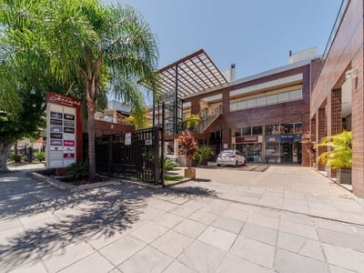 01_Fachada da galeria