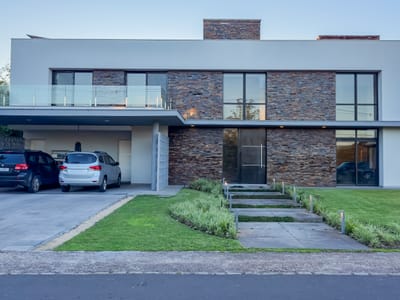 01_Fachada