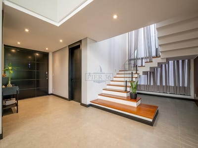 03_Hall