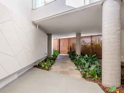 04_Hall